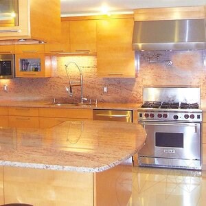 Плот от полиран златист гранит Фантастико 250 x 65 x 3 см