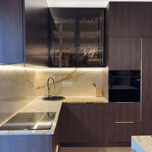 Полирани фаши мрамор Калаката Голд 2 см