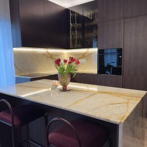 Полирани фаши мрамор Калаката Голд 2 см