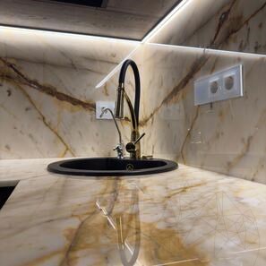 Полирани фаши мрамор Калаката Голд 2 см