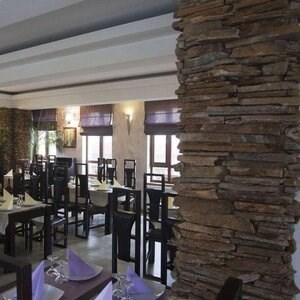 Стенари от ръждивокафяв шистов камък (пале 10-12 кв.м)