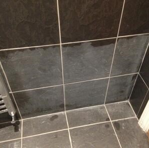 LTP Profesional Grout Stain Remover, препарат за отстраняване на следи от фугиращи смеси и мазилки, 1 л