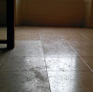 LTP Profesional Ironwax Satin, акрилен препарат за самополиране със сатиниращ ефект, само за интериорна употреба, 5 л