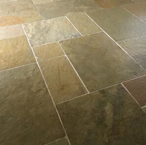 LTP Profesional Ironwax Satin, акрилен препарат за самополиране със сатиниращ ефект, само за интериорна употреба, 1 л