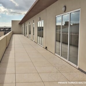 Синтерован камък L'ALTRA PIETRA Castello Beige, 60 X 60 X 2 см, R11 - Външни плочки (нехлъзгащи се) 