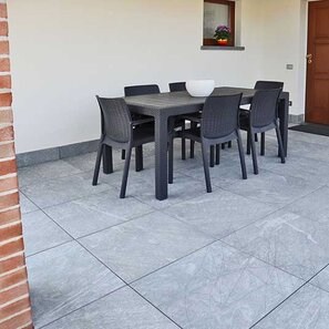 Синтерован камък L'ALTRA PIETRA Colosseo Silvergrau, 60 X 60 X 2 см, R11 - Външни плочки (нехлъзгащи се) 