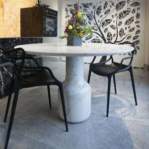 Трапезна маса Volakas Marble Moon