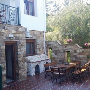 Външна мивка с неоформен камък Стандарт