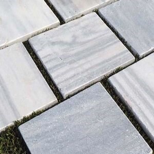 Напречно рязан опесъчен мрамор Кавала 40 х 40 x 4.5 см (за дворна пътека/японски стъпки)