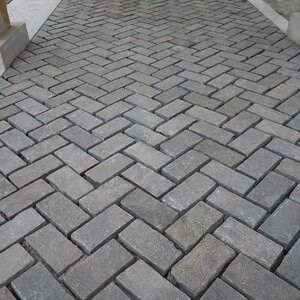 Цепени павета от шистов камък Кавала 20 x 10 x 3-5 см (1 тон = 9 -11 кв.м.)