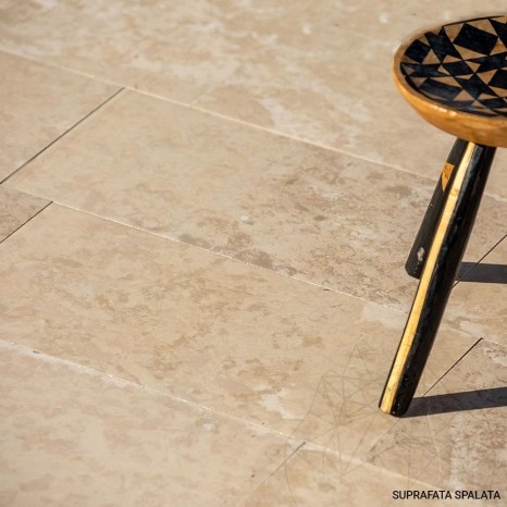 Полиран варовик Враца Беж 60 x 30 x 1.2 см