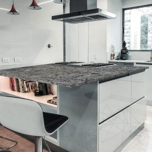 Плот от полиран сив мрамор Чепо 250 x 65 x 3 см
