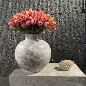 Ваза Autograph-Venetia от мрамор Тундра 30 x 30 x 30 см