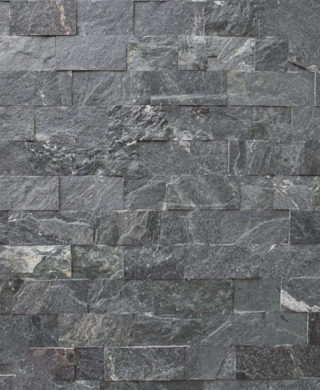 Oформен шистов камък Зелена лагуна 10 cm x LL x 1.3cm